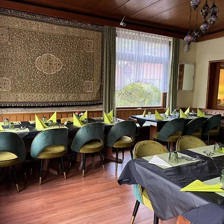 Otel Landgasthaus Waldhorn Forbach