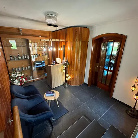 Otel Landgasthaus Waldhorn