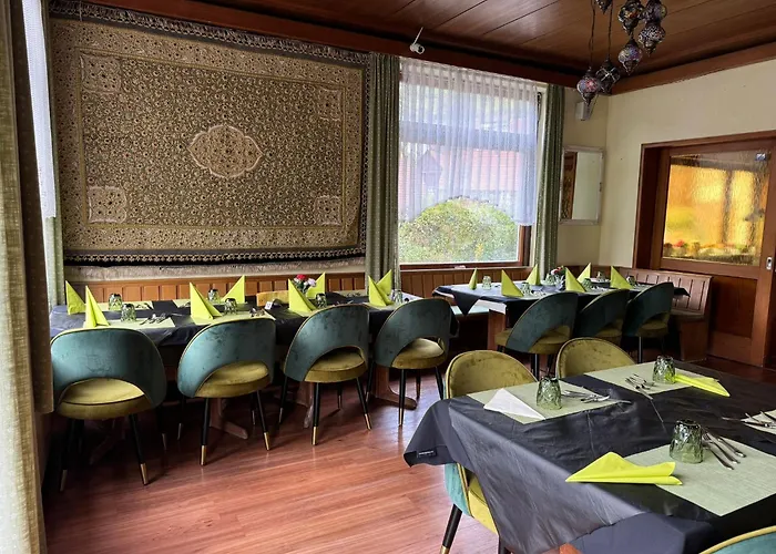 ホテル Landgasthaus Waldhorn フォルバック