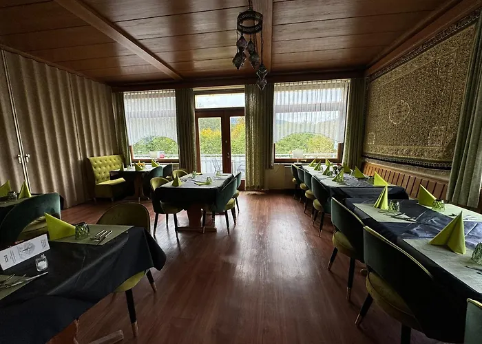 Landgasthaus Waldhorn 2*