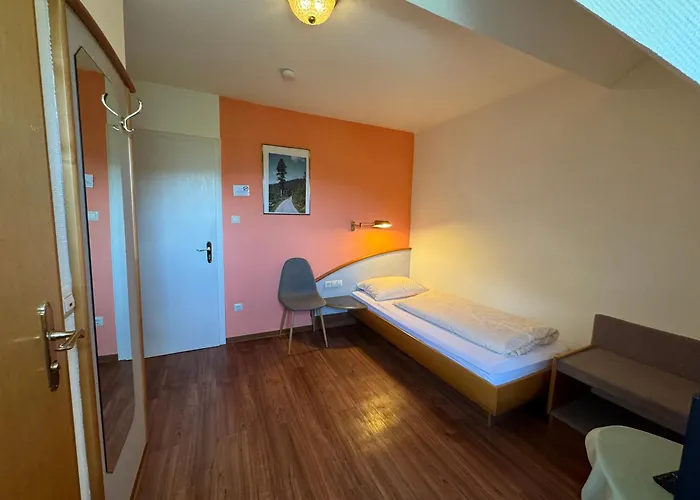 ホテル Landgasthaus Waldhorn